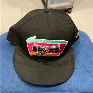 San Antonio Spurs Fitted Cap
